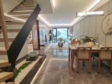 金典跃层住房 入住金融城北商圈 建发品质