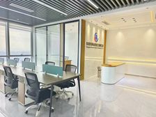 东江之星162方双面采光带家具3+1格局租金41元每方