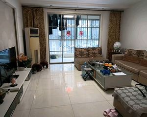 多层一楼,精装H户型两卫 带着地下室