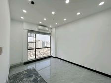 南城胜和广场162平办公室出租停车方便,家具齐全拎包华凯大厦