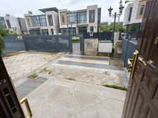 恒大御澜庭 联排边套 精装修 大院子!