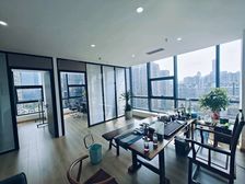 东南朝向 汇华大厦107平 双隔间 落地窗