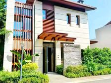 来电捡漏!三亚双大海棠香居(别墅),人大 ,近301!