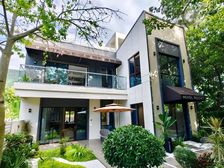 来电捡漏!三亚陵水别墅,户户拥有私密大花园,私家停车场!