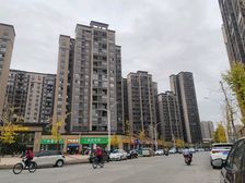 汇荣桂林玺悦里小区外街铺38平28万!户型方正门前宽敞可停车