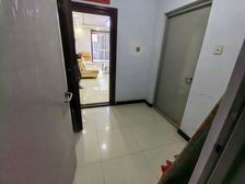 哈院老三中对面 天鸿国际 138平卫 老证送小房