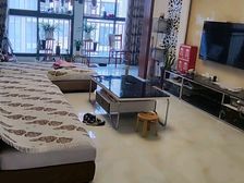 巴黎印象二期电梯中层 109三房两厅 39万