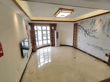 与一墙之隔,步行50米上学。时间就是成本。拎包入住