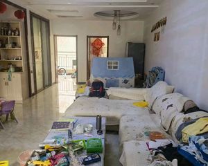 太阳城四期公摊小 老证带小房 99平62.8万三居