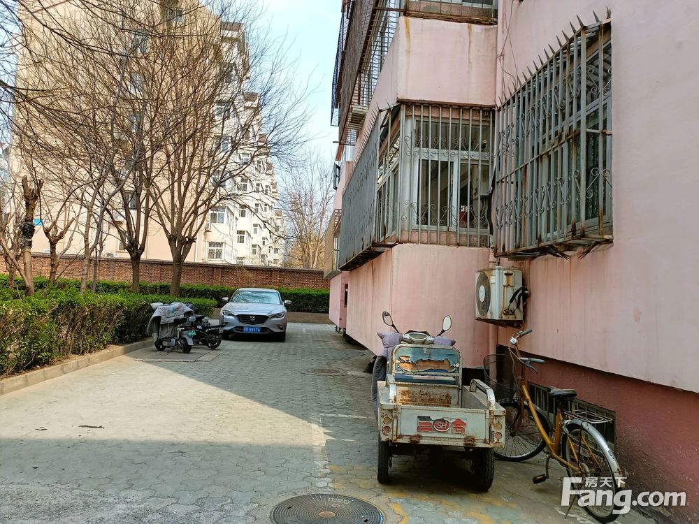 小区相关图