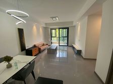 大名城映湖 100平三房 统一装修!