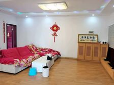 北京二路精装大3房 118平 带一个20平车库 23万