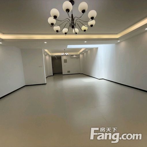  ɳ�ӵ���վ1000�ױ����ɾӼҿɰ칫 