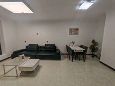 太阳城四期清雅苑,三室,小高层次顶层,老证,带储间52.8万