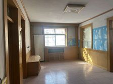 四 中学区,党校家属院,三楼 两室,老证,49.8万有钥匙