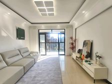 精装修 拎包入住 随时看房 业主急售 看中可谈