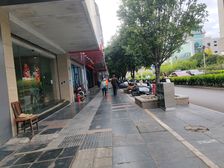 市中心十字街以北置业广场中山中路临街旺铺476.5平780万