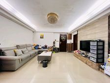 首付15万,信基明珠豪庭电梯2房,东区8字头,看房有钥匙