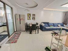 二院附近 电梯洋房 停车方便 丽景名郡 三室 老证带地上小房