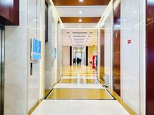 新华国际广场1.5万平独栋可分租整层3000平大整层6000