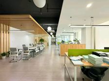 智慧园560平精装带多个隔间,带车位