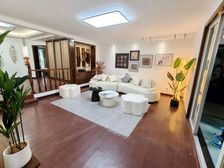 金山桥头堡 纯商社区 居家装修 东端头三面采光 社区中心位置