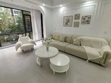 腾凤新城小区浪漫法式奶油风温馨舒适送露台一个证件齐全可按揭!