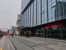 桂林城芯主干道繁华地段4开间临街旺铺204.41平285万