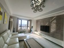 急售万科御龙山精装3室带家具家电