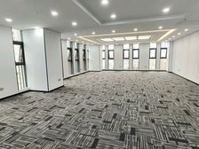 环城南路丨云路中心精装商业写字楼出租丨356平大通间三个隔间