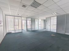 大业主直租 租期稳定 租金含税开票 上实中心 崂山区核心地段