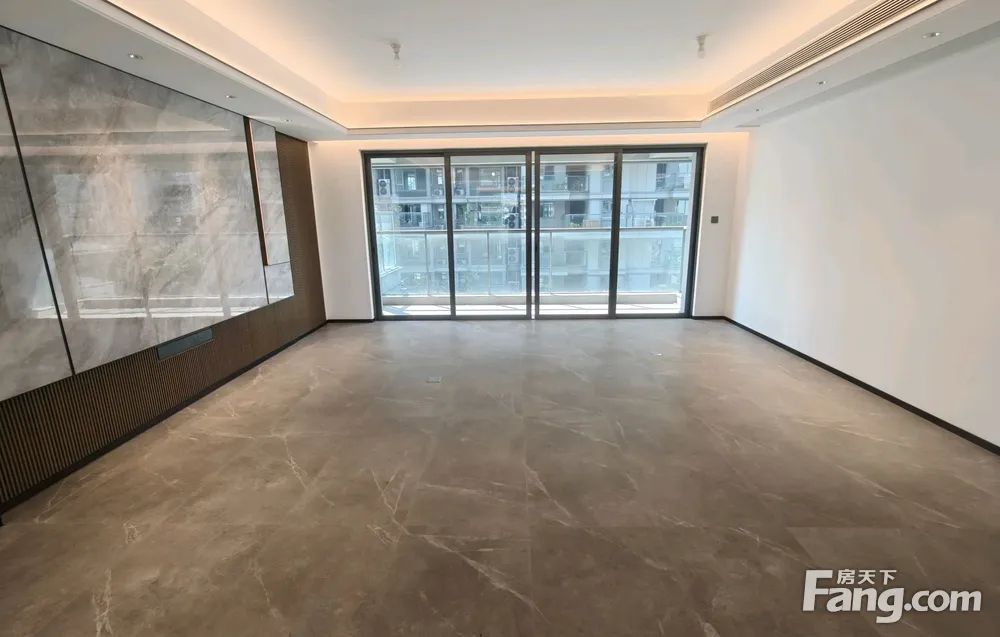 建发漫云第四代住宅 前后双花园 精装四房三卫 一梯一户不沿街