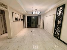 仓五桔四 电梯高层看江 居家三房两卫 东南朝向万米无遮挡