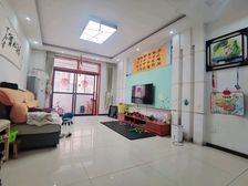 河口大桥复兴小区 105平 2房2厅双阳台步梯2楼 15万