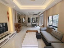 中天金海岸 叠拼别墅 精装修 东端头三面采光带花园车库地下室