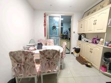 三小旁电梯洋房精装修拎包入住