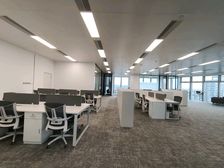 体育中心 林和西地铁口 全新装修带家私 超高区采光 南向视野