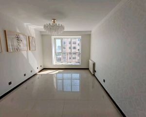 六中学区,靓景名居,93平,两室两厅,南北通透,精装