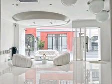 海珠地铁口 打卡 双面采光 精装修 适合直播服装电商美妆