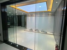 盛润白宫200平正对电梯口电动双开门精装修全套家具金水路上