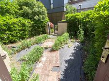 金地水悦堂 毛坯联排 南面院子大!