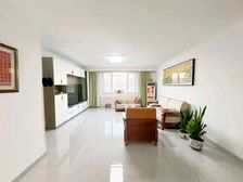 带50平自营菜地!益康家园 地铁口 精装三室 三室朝阳采光好