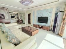 南环 天玺香颂 三室精装 没怎么住过送储间 有车位