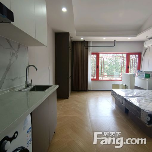  ����ֱ����,�����ס 