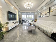 河景房电梯洋房全新装修观景楼层,拎包入住