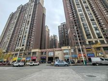 吾悦广场商圈临街旺铺整层487.28平219万!开间大视野宽