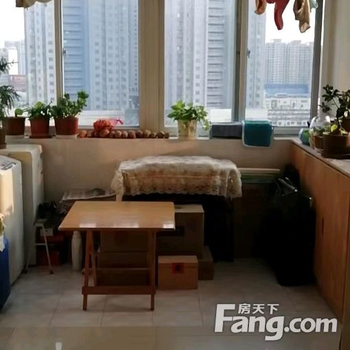  ̩�� ʮ��԰ ����¡�㳡76ƽ����һ�������ס 