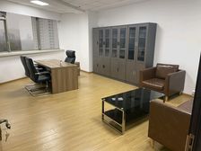 亮马桥蓝色港湾朝阳公园高斓大厦251平全套家具业主直租