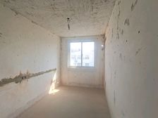 带阁楼,双卧朝南,水电已装好