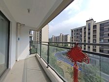 青枫公园边洋房 采光好近医院配套成熟双卫次新房